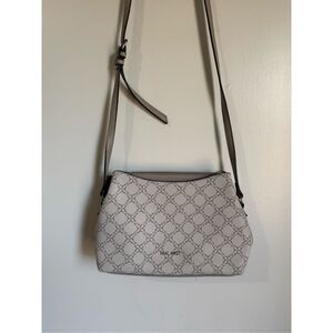 Nine West Charlize Women's Grey 9 LOGO Geometric Print Tri-Compartment Leather C